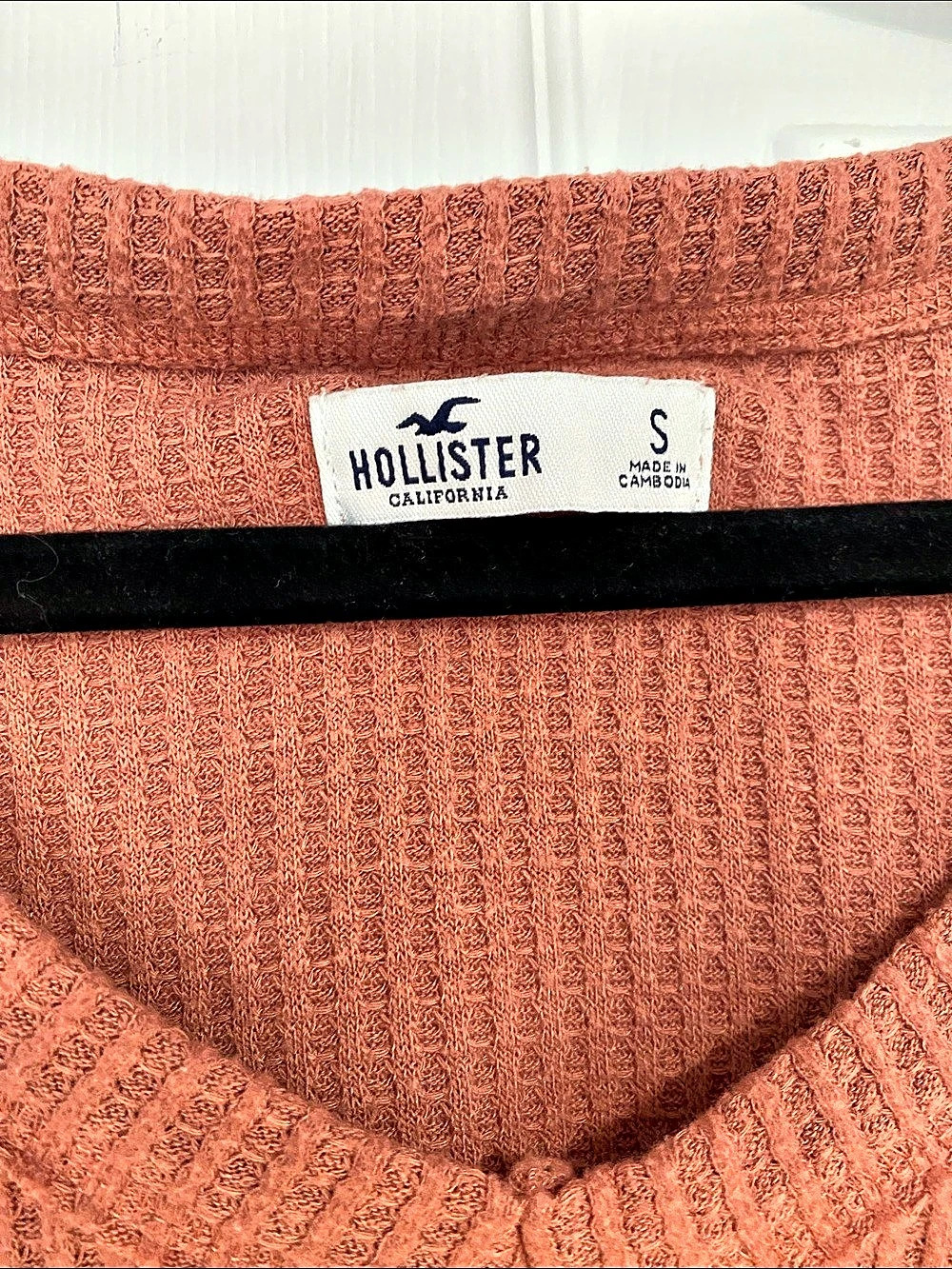 Hollister Ribbed V-Neck Sweater in Pink Small great condition - Picture 3 of 5